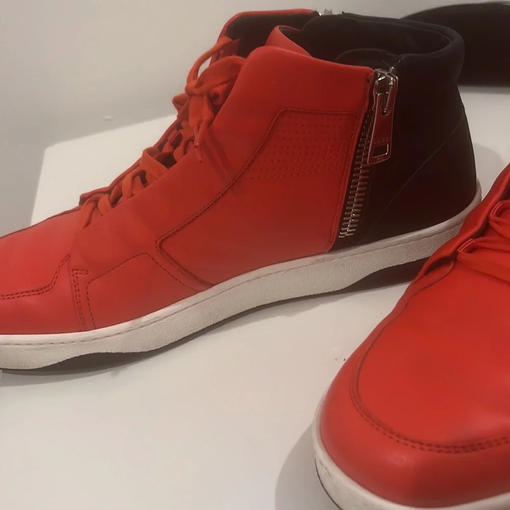Gucci sneakers